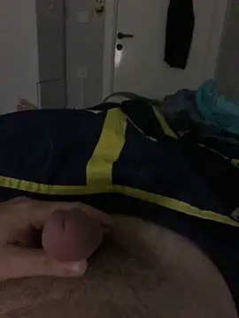 Snapshot of Erenn34 chatting on October 3, 1:13 am Erenn34 online show from October 3, 1:13 am