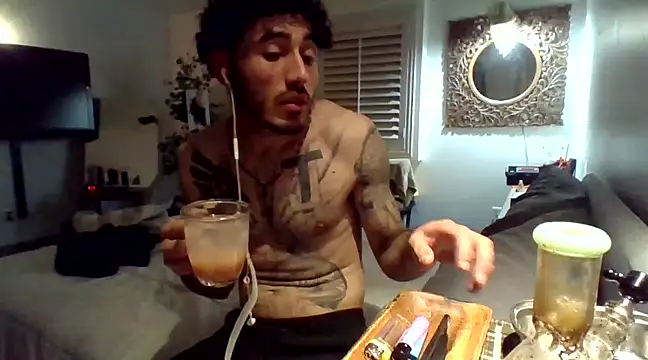 tengocanicas online show from December 5, 8:22 am