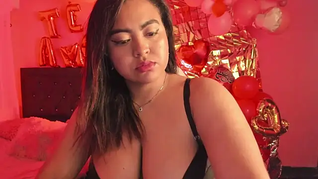 Snapshot of ivy_roosx chatting on February 21, 2:28 am ivy roosx online show from February 21, 2:28 am