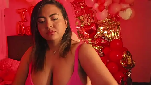 Snapshot of ivy_roosx chatting on February 22, 2:17 am ivy roosx online show from February 22, 2:17 am