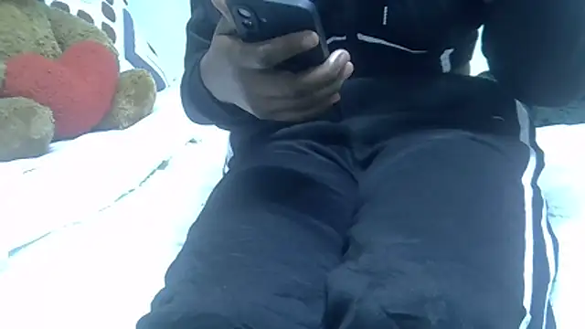 Snapshot of jeyberrie chatting on March 26, 8:25 pm jeyberrie online show from March 26, 8:25 pm