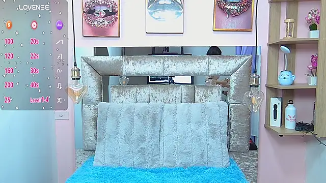 Vaioletcooper online show from February 27, 4:21 pm