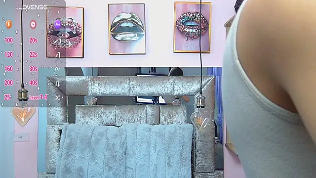 Vaioletcooper online show from March 21, 4:29 pm