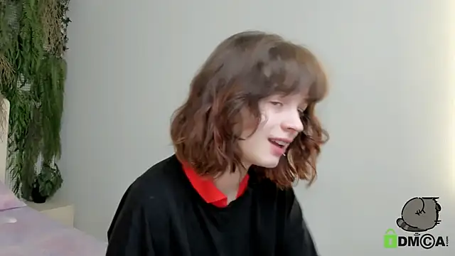 Alina Mills online show from October 16, 7:42 am