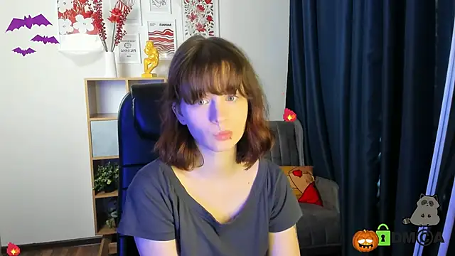 Alina Mills online show from October 29, 8:49 am