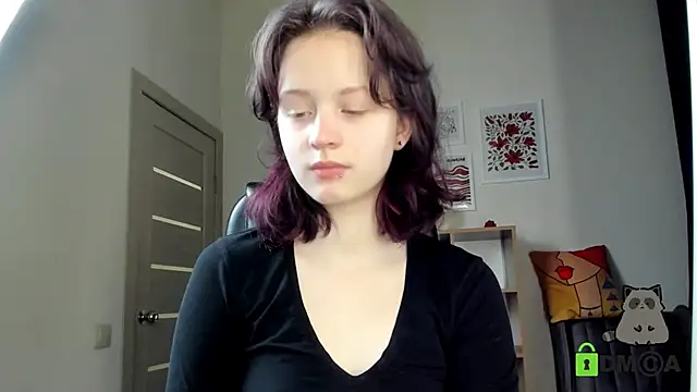 Alina Mills online show from December 15, 8:07 am