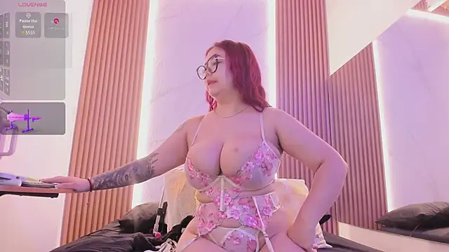 juicy led  online show from January 23, 11:26 am