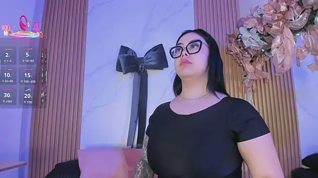 juicy led  online show from December 18, 11:16 am