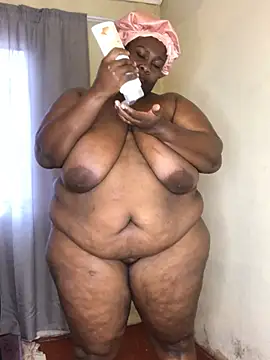bustytitsxxx online show from June 22, 6:10 am