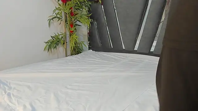 Black Rose2 online show from March 14, 11:45 am