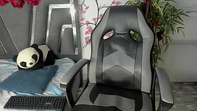 Black Rose2 online show from October 9, 12:03 pm