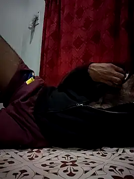 hairy gun online show from December 19, 7:51 am
