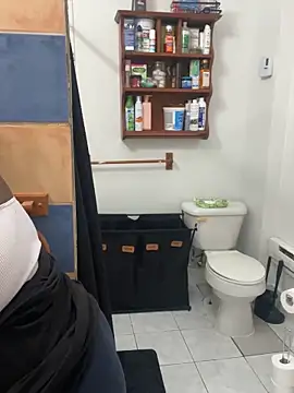 Snapshot of Goddess_Nafeesha chatting on October 7, 7:00 pm Goddess Nafeesha online show from October 7, 7:00 pm