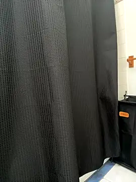 Snapshot of Goddess_Nafeesha chatting on October 10, 3:44 pm Goddess Nafeesha online show from October 10, 3:44 pm