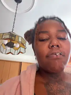 Snapshot of Goddess_Nafeesha chatting on October 11, 4:27 pm Goddess Nafeesha online show from October 11, 4:27 pm