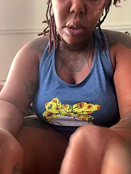 Goddess Nafeesha online show from July 11, 2:31 pm