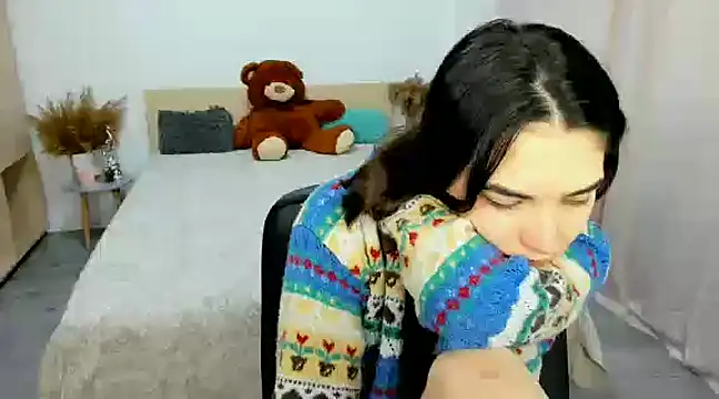 Snapshot of Alexa_Dolly12 chatting on January 14, 9:45 am Alexa Dolly12 online show from January 14, 9:45 am
