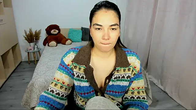 Snapshot of Alexa_Dolly12 chatting on October 9, 6:11 am Alexa Dolly12 online show from October 9, 6:11 am