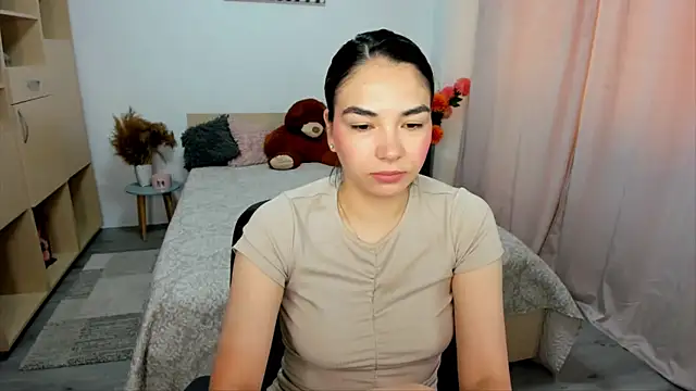 Alexa Dolly12 online show from May 9, 7:02 am