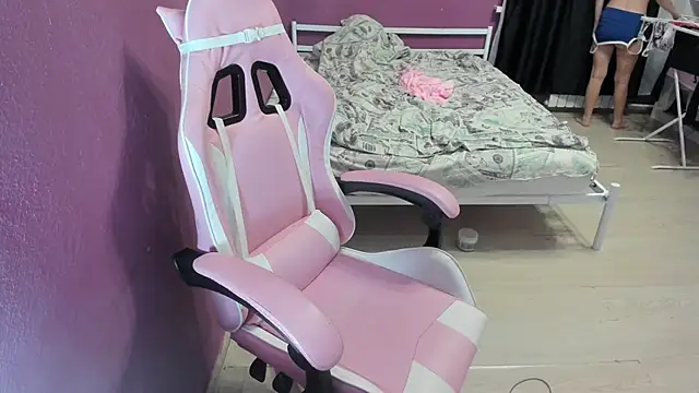 Lika8234 online show from October 31, 12:44 am