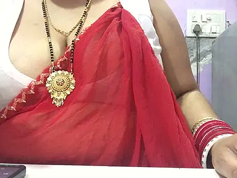Snapshot of Desi_bhabhiii chatting on March 19, 6:14 am Desi bhabhiii online show from March 19, 6:14 am