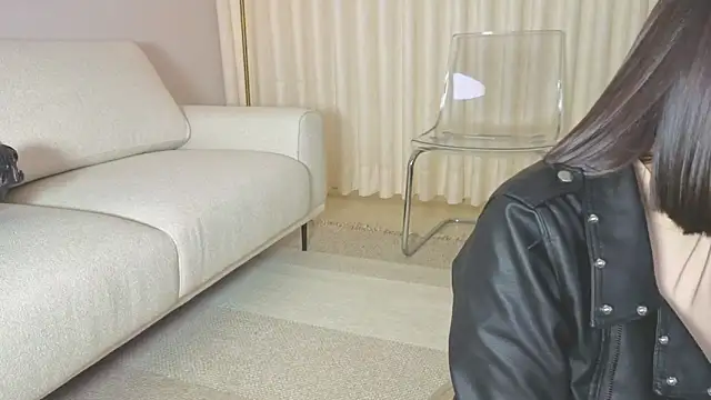 Snapshot of Alice_milf_ chatting on March 12, 11:49 am Alice milf online show from March 12, 11:49 am