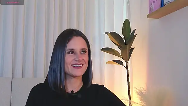 Alice milf  online show from July 3, 1:17 pm