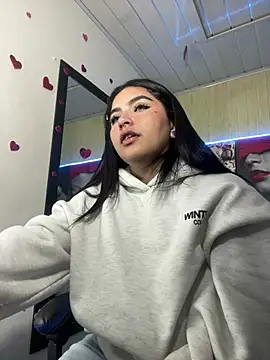 Snapshot of _luna_torres chatting on May 25, 11:27 am luna torres online show from May 25, 11:27 am