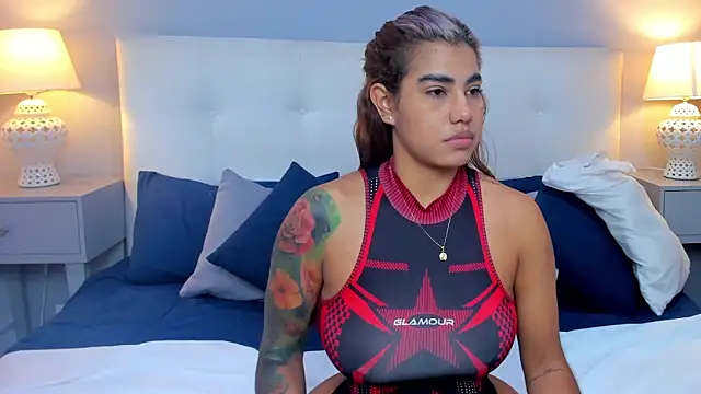 SaraaJhonsonn online show from October 7, 2:58 pm