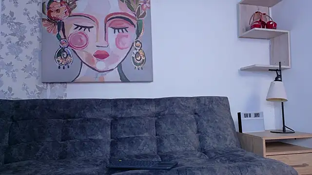 Snapshot of taty_miller chatting on February 25, 8:18 pm taty miller online show from February 25, 8:18 pm