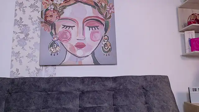 Snapshot of taty_miller chatting on March 8, 2:04 am taty miller online show from March 8, 2:04 am