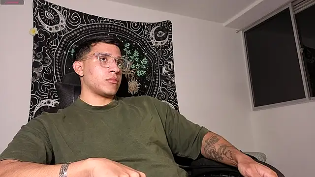 JayMarcos  online show from October 6, 2:20 am