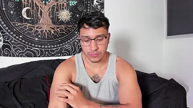 JayMarcos  online show from October 18, 2:47 am