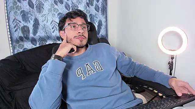 JayMarcos  online show from January 13, 11:26 am