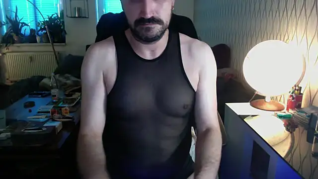 tomz0819 online show from June 19, 4:17 am