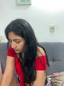 cloe small online show from January 31, 6:46 am