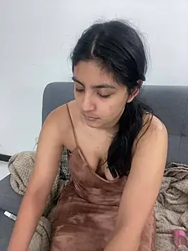 cloe small online show from February 5, 6:35 am