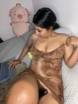 cloe small online show from February 23, 11:47 pm