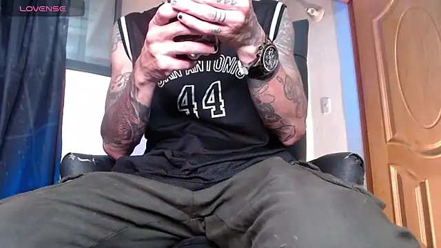 ren stipee online show from March 5, 3:51 am