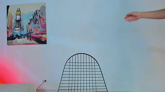 emma-hiill online show from January 9, 2:07 pm