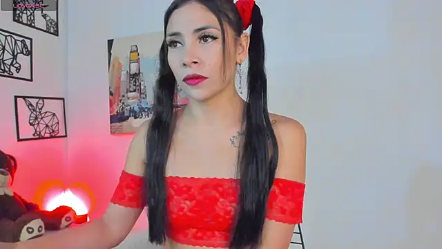 emma-hiill online show from January 25, 3:41 pm