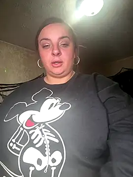 lairarose online show from October 26, 4:18 am