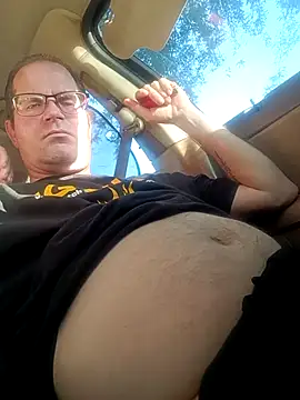 Snapshot of crazycam619 chatting on November 10, 11:15 pm crazycam619 online show from November 10, 11:15 pm