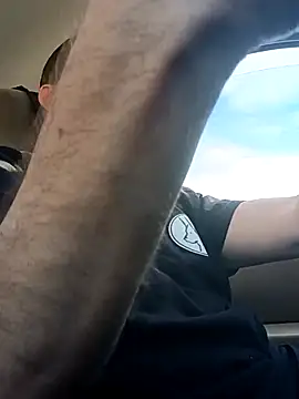 Snapshot of crazycam619 chatting on November 13, 11:36 pm crazycam619 online show from November 13, 11:36 pm