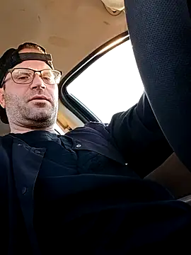 Snapshot of crazycam619 chatting on November 24, 11:26 pm crazycam619 online show from November 24, 11:26 pm