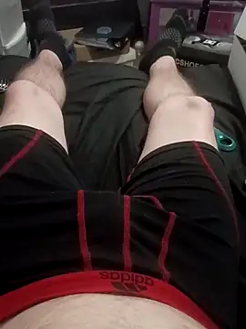 Snapshot of crazycam619 chatting on March 16, 12:06 am crazycam619 online show from March 16, 12:06 am