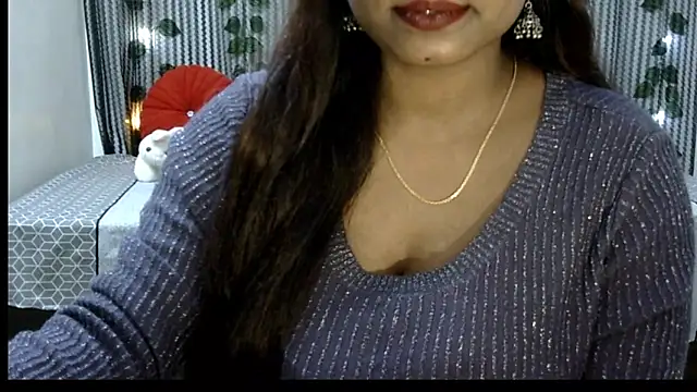 Snapshot of Radhika_Singhaniya chatting on January 3, 4:16 pm Radhika Singhaniya online show from January 3, 4:16 pm