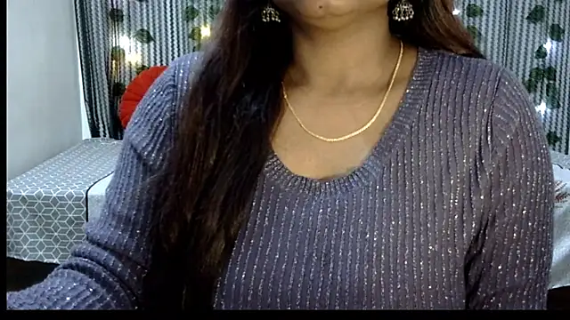 Snapshot of Radhika_Singhaniya chatting on January 3, 8:43 pm Radhika Singhaniya online show from January 3, 8:43 pm