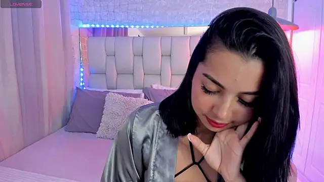 AlexandraaMillerr online show from February 12, 1:59 pm