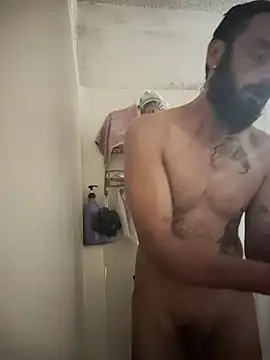 Snapshot of C8L3U chatting on December 26, 5:58 am C8L3U online show from December 26, 5:58 am